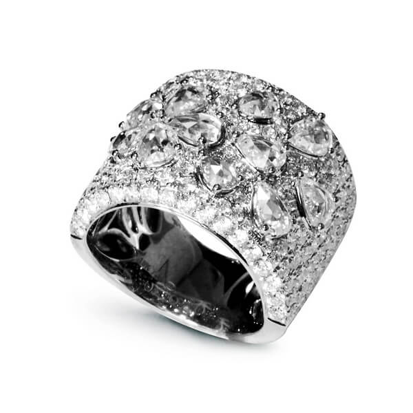 a0dd2f7b118fc9f66cd458a5ab63050d