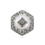 37ba3deaf21ff4566065149d22b60353